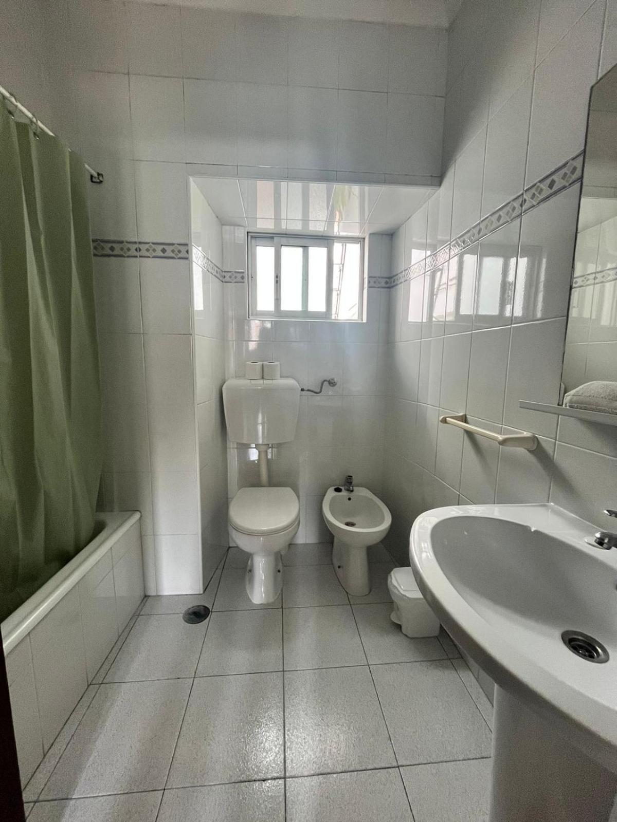 Residencia Aviz Hotel Peniche Ngoại thất bức ảnh