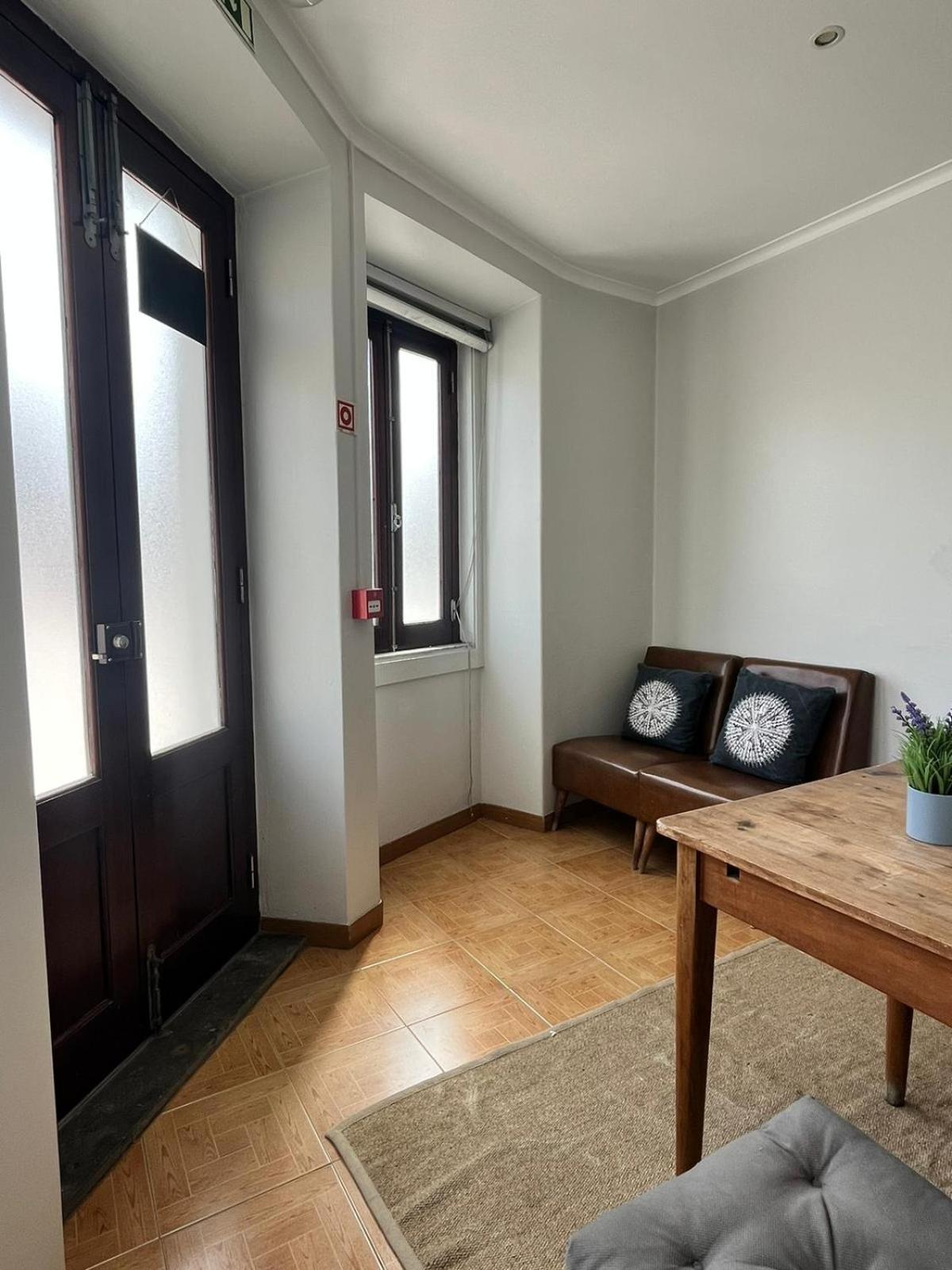 Residencia Aviz Hotel Peniche Phòng bức ảnh
